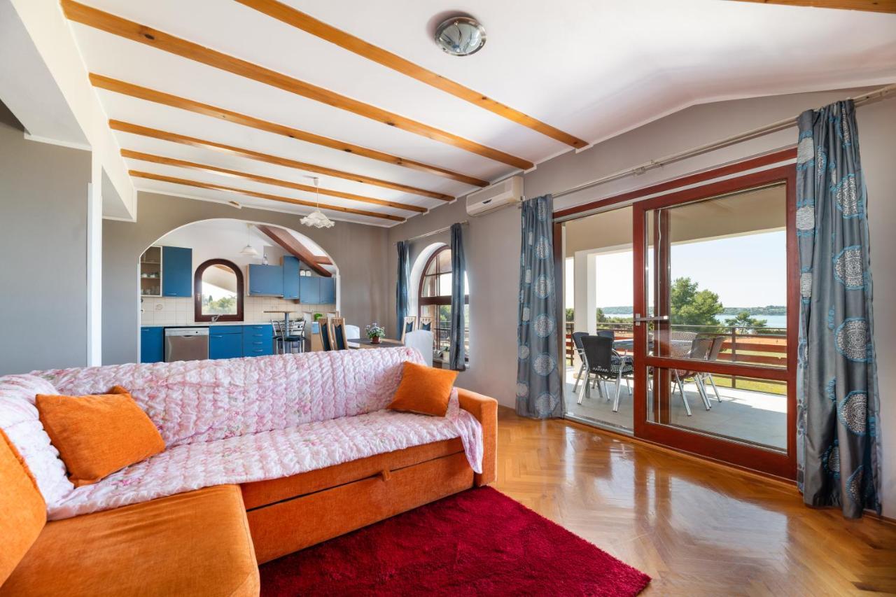 Apartman Petelin Novigrad  Luaran gambar